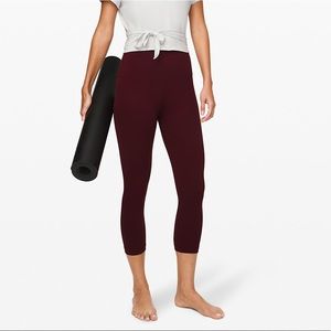 Lululemon Align crop 21’